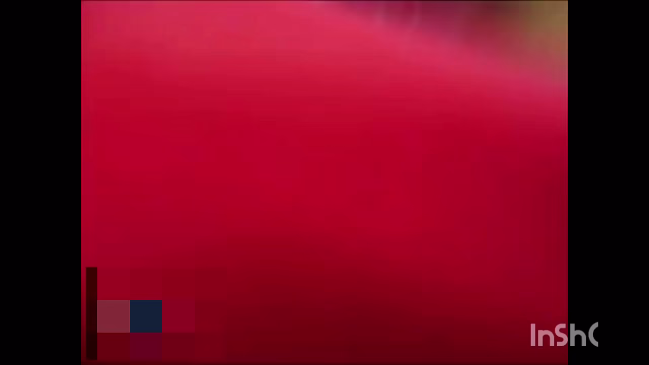 Mi cholita de 20 a&ntilde;os me espera lista en la cama para que la penetre