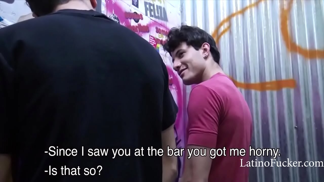 Twinks Fuck In The Restroom