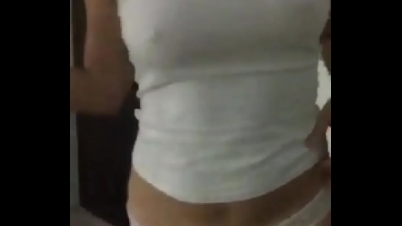 Mi prima GERALDINE YANNET OBLITAS VILLALOBOS la encontr&eacute;  bien Perra y SEXY