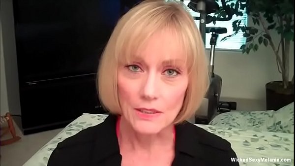 Naughty MILF love to fuck