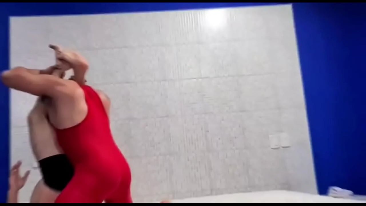 Hasta el luchador al que someto le dio like. Quiere repetir. Yo encantado. ?&iquest;Ser&aacute; hora de la revancha, LlajeWrestler...