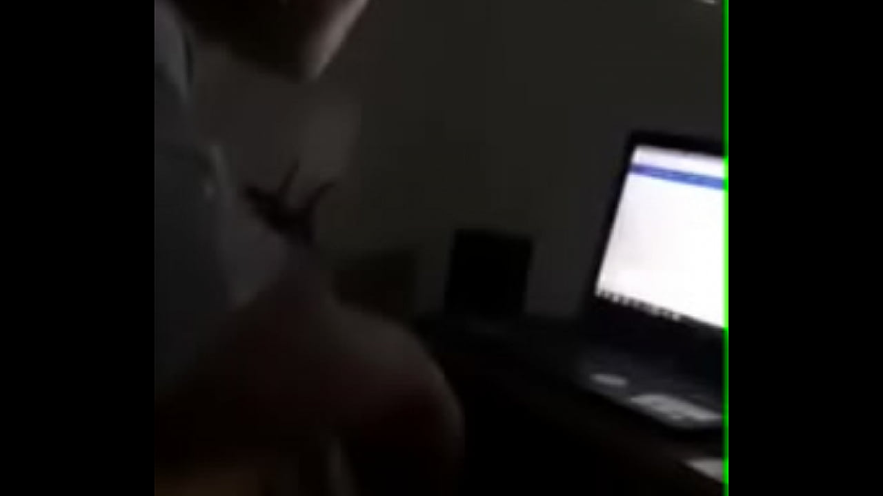 thanh ni&ecirc;n nứng cu đụ chuối