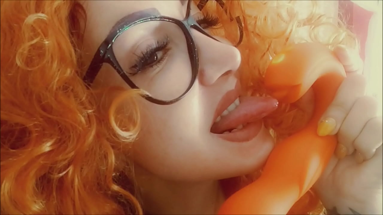 he leaves me, but i dont care