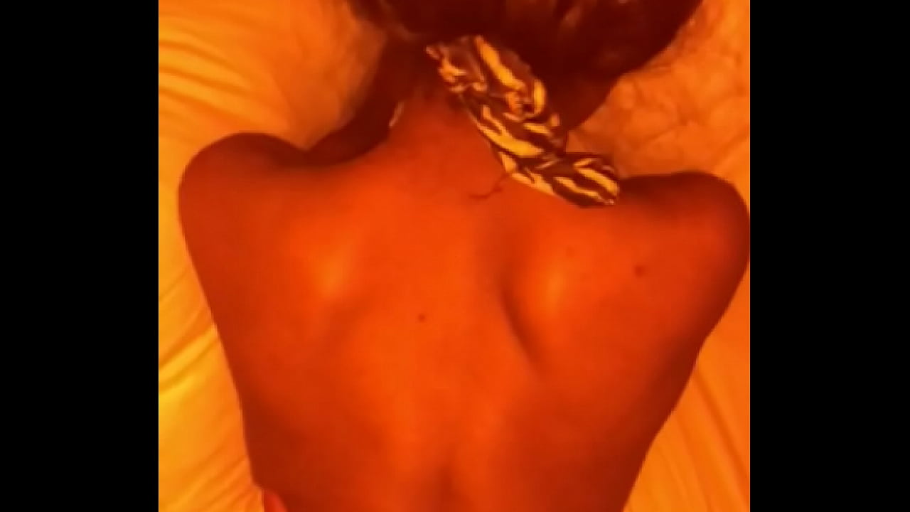 Skinny Ebony Piped Down