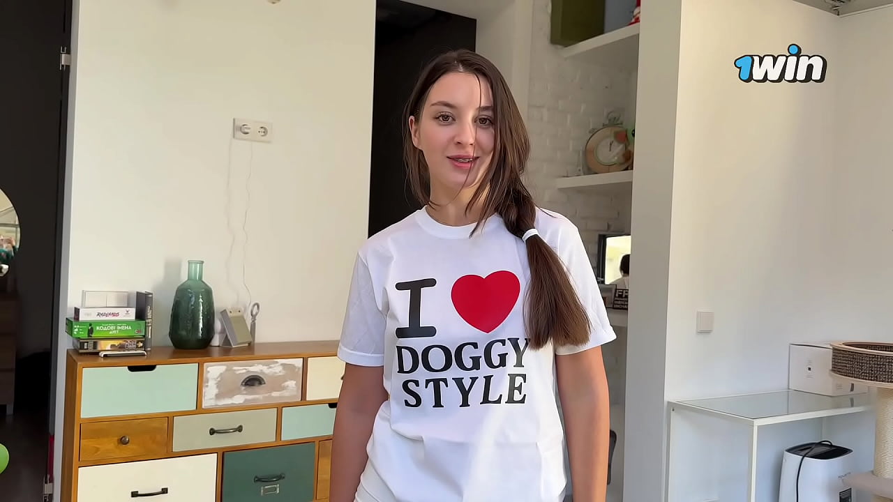 I Seduced My Step Sis When She Wearing "I Love Doggystyle" T-Shirt And Missionary Cum Inside Her!
