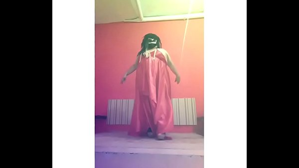 chica tv caliente en perlas