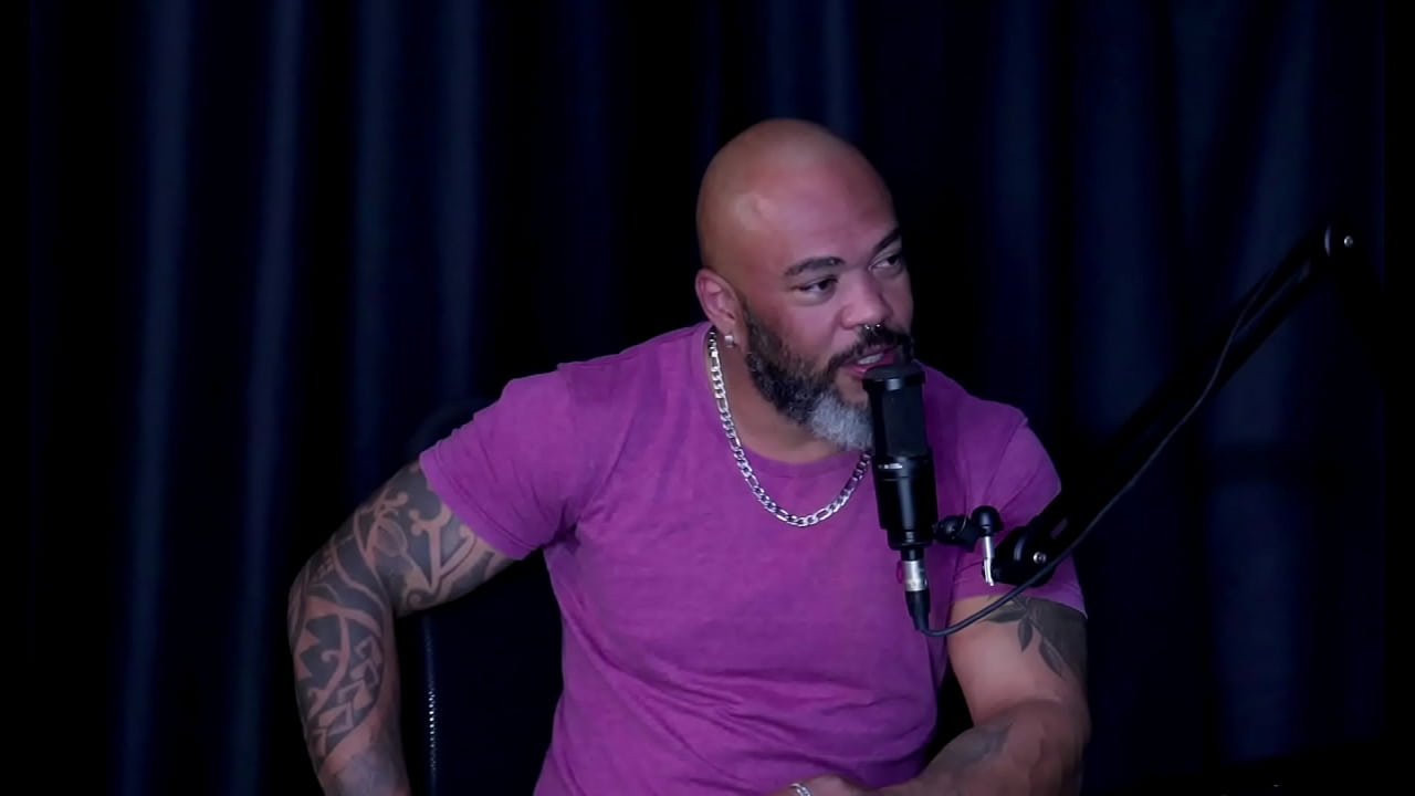 &Eacute; ind&iacute;gena, a m&atilde;e narcizista espalhou suas fotos, &eacute; cosplay, queria que gravasse com a irm&atilde;, e tem primo assinante que... - Indiazinha (WATCH ON: SHEER/RED)