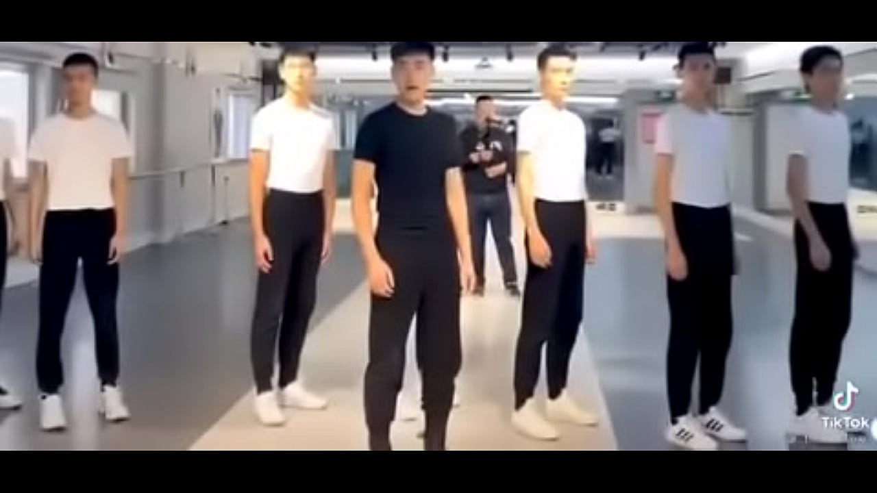 Video x&aacute;c minh