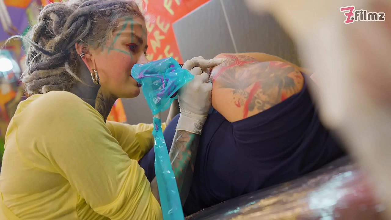 Pornstar Tattoo Artist gets Assfucked from Customer - hard Anal, ATM, facial cumshoot