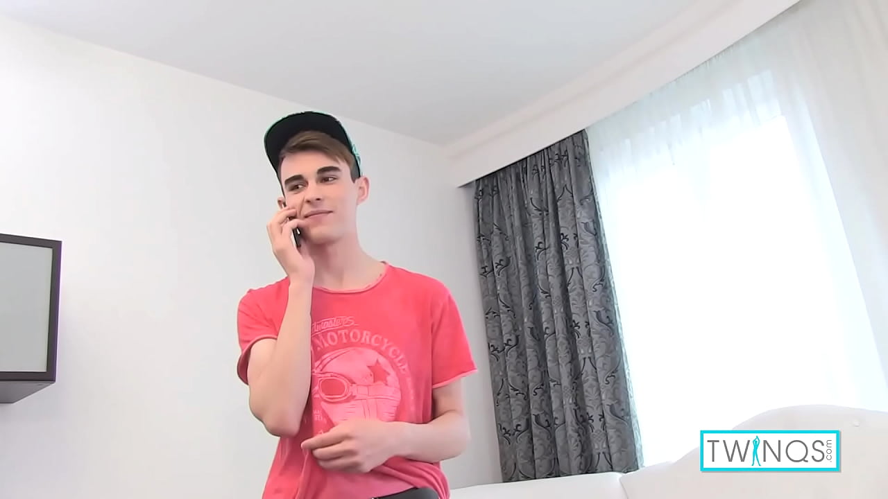 The Caps Twink Victor Masturbates! He Cums Really Hard On His Pale Belly!