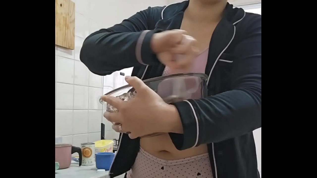 Nesse frio eu fico com os farol acesso e a Buceta &uacute;mida o tempo todo