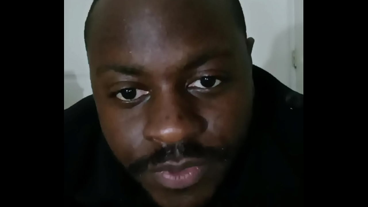 Introducing how my skin also gets sometimes when the weather gets hot and sunny in the summertime while wearing flasher coat to cover the rest of my body from developing too much allergies4