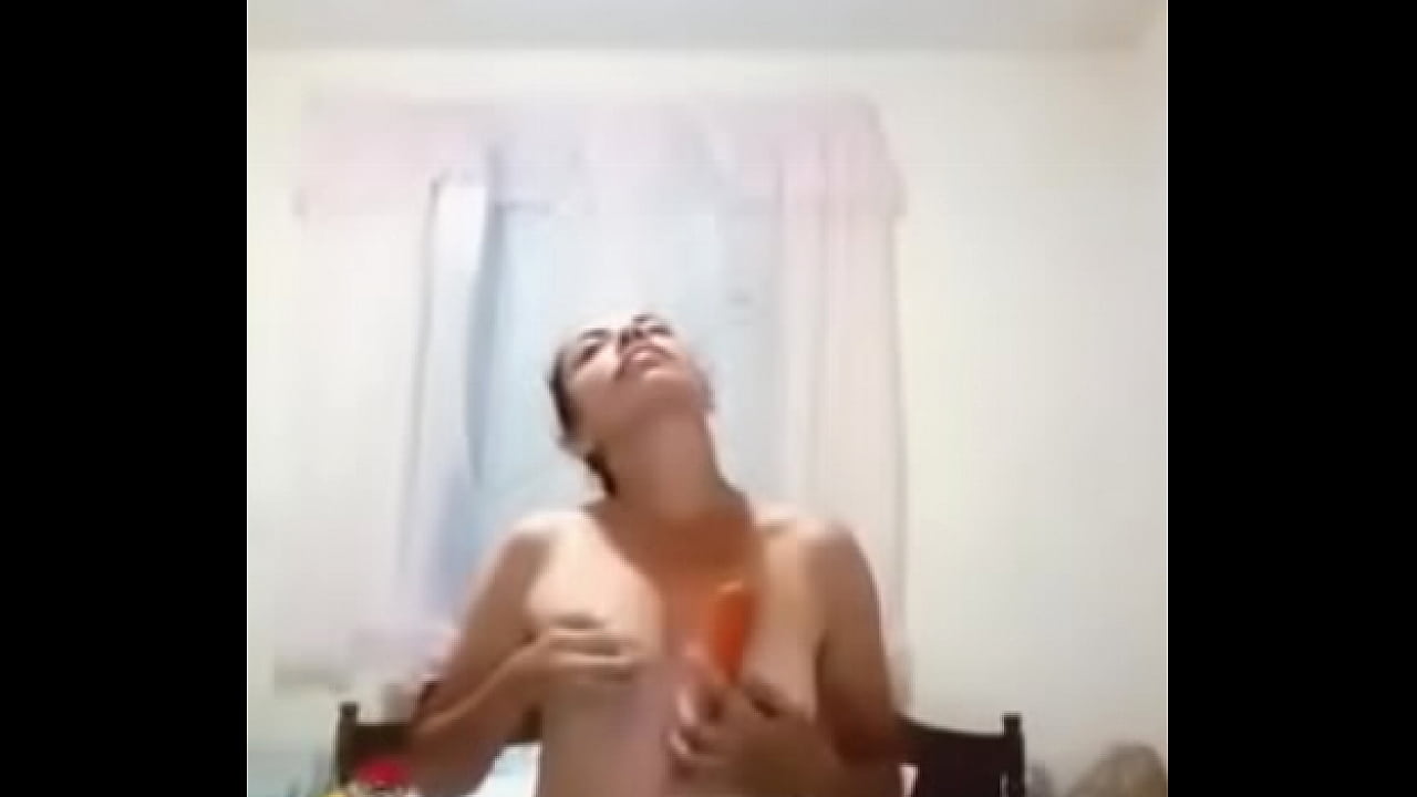 Me encanta salir del ba&ntilde;o y ense&ntilde;arles mi culo