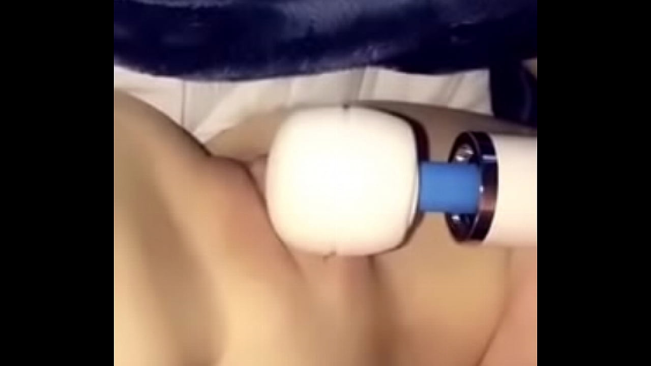 NUDE D'UNE PUTE DE SNAP