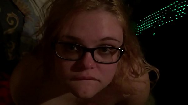 Amateur Slut Girlfriend Takes Facial Cumshot