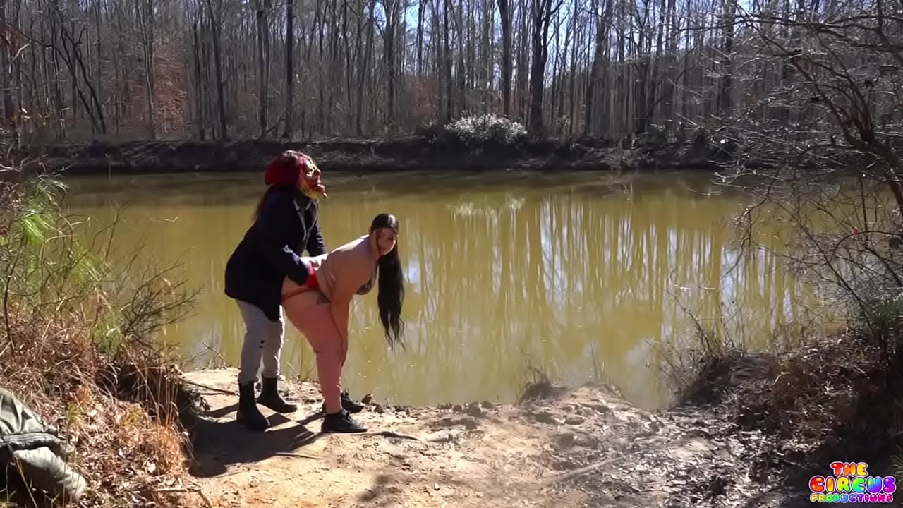 Yummyyams Gets her pussy destroyed by gibby the clown at a famous lake