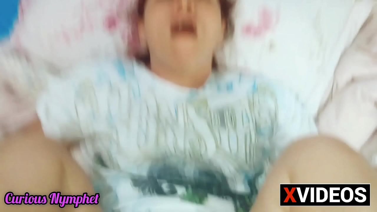 Curious Goddess - gostosa bunda grande Boquete masturba&ccedil;&atilde;o masturbe fodendo buceta molhada