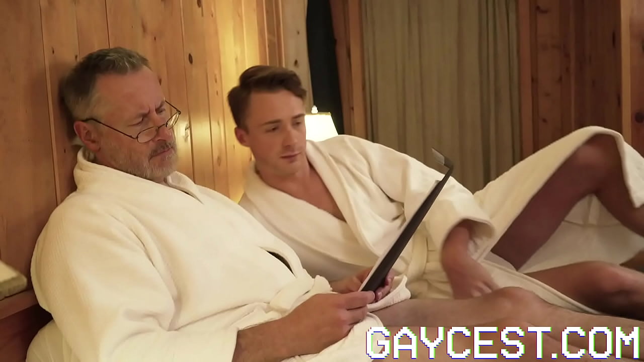 Teen Deepthroats In Sauna