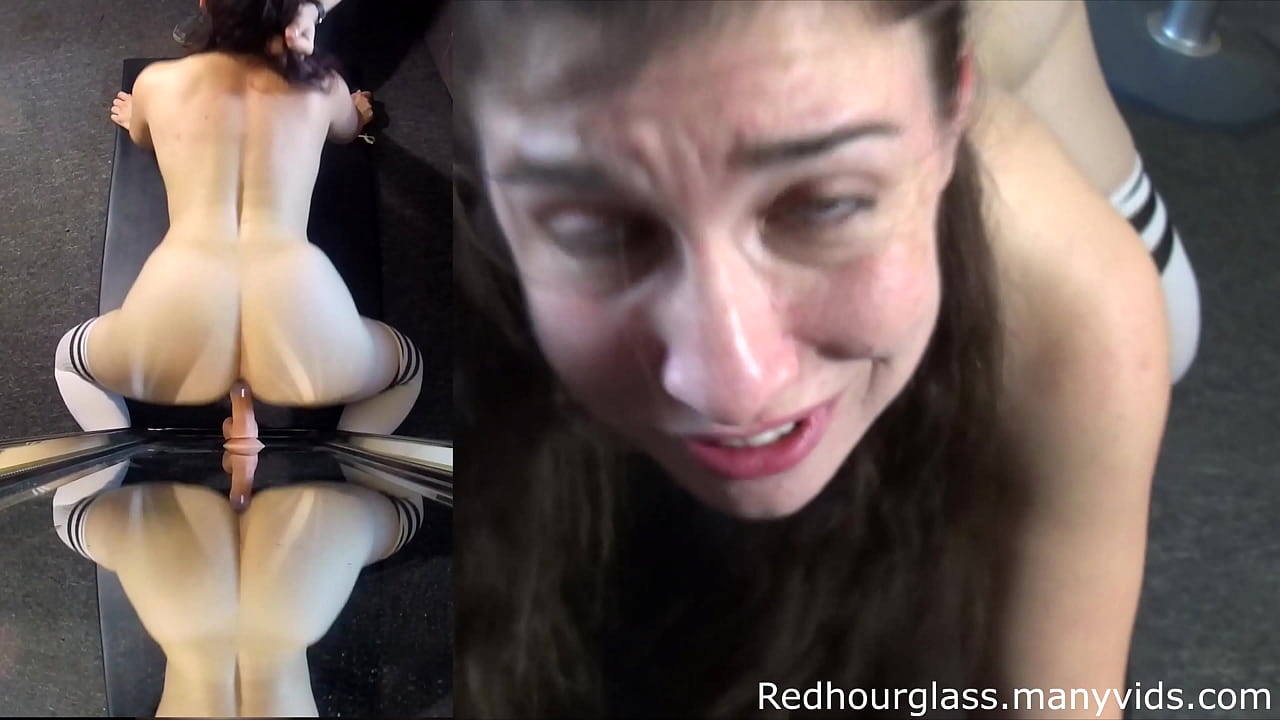 PAWG in thigh highs plugs her ass and bounces on a dildo