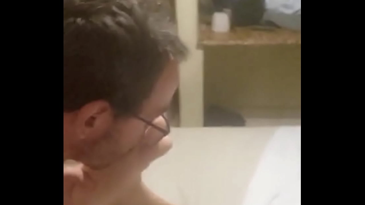 Fedendo gostoso - Update #52 (2023-05-20T00:25:58.000Z)