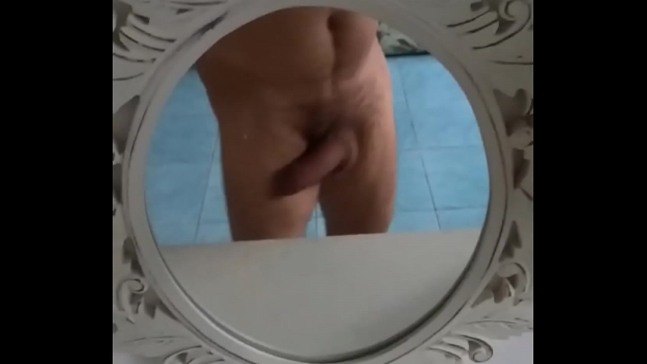 Muscle daddy Exhibitionist solo