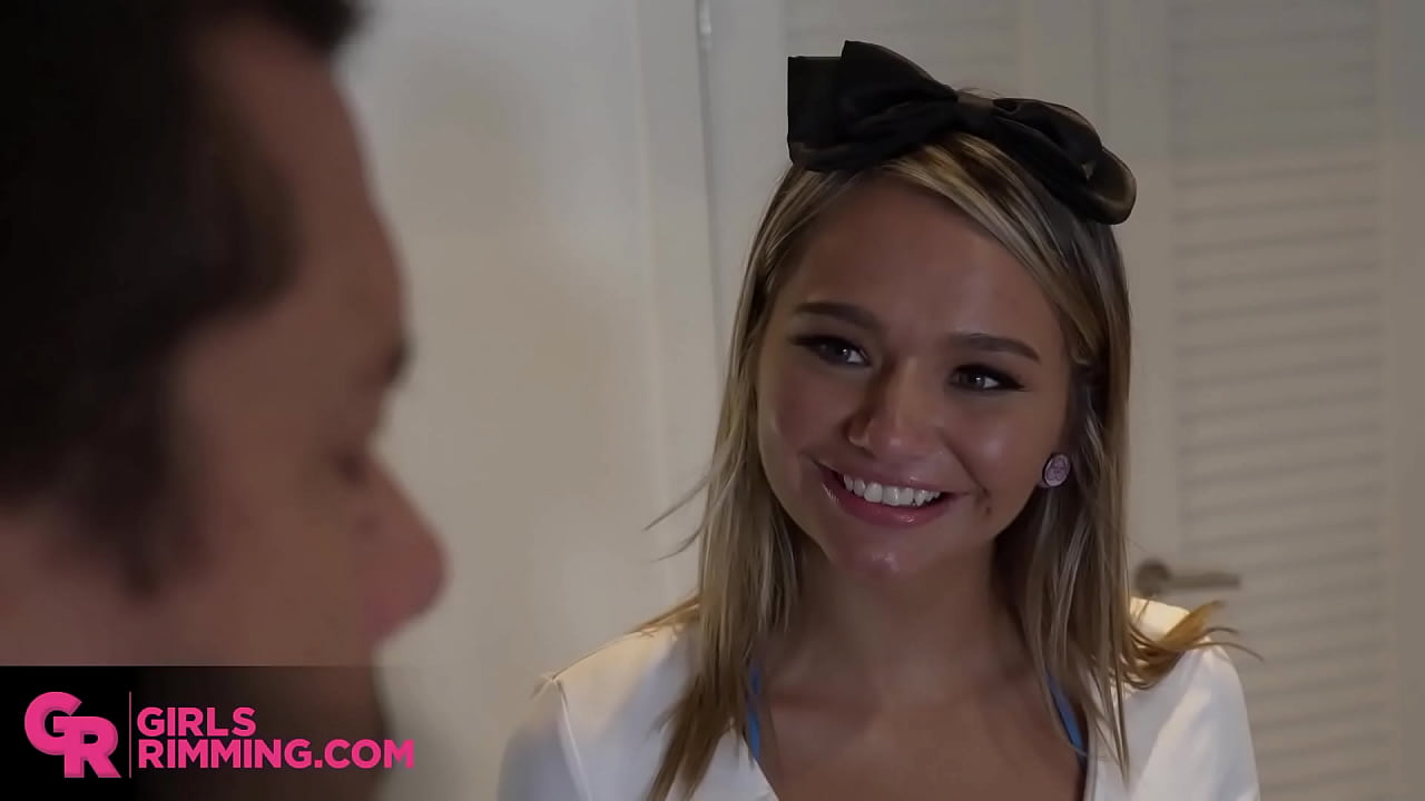 GIRLSRIMMING - Rimming for a car ride from Mia Kay