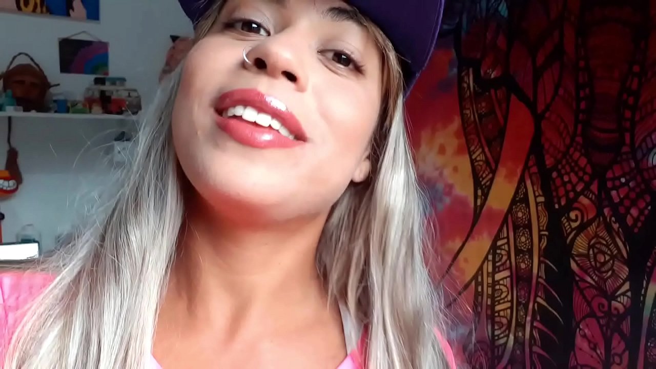 Sexy girl hairy pussy