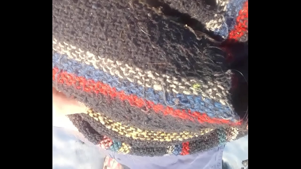 Wetting and travelling on foot