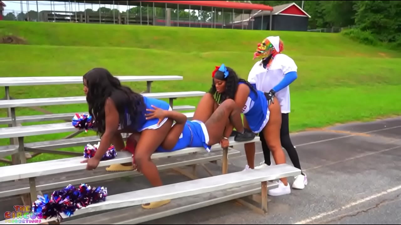 Gibby the clown fucks bae brattty siren nudist and Vicky hyuga