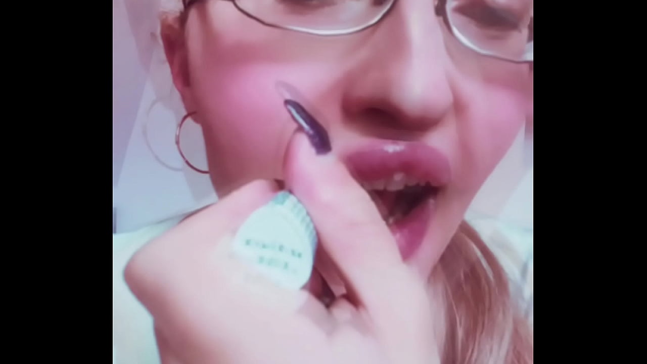 Nude lipgloss is perfect for Goddess!