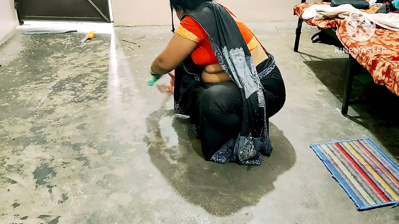 Desi bhabhi fuking neighbour boy's