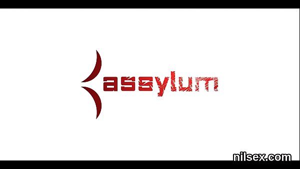 Crazy bitch gets her fuckholes gaped and extremely drilled