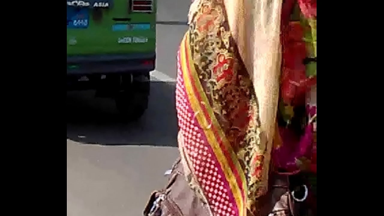 gaand on jail road.MP4