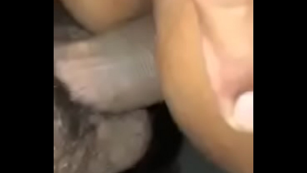 Dei s&oacute; no cuzinho dela