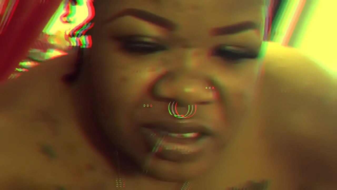 I want to suck on some dick right now so get over her POV(sexualsavage)