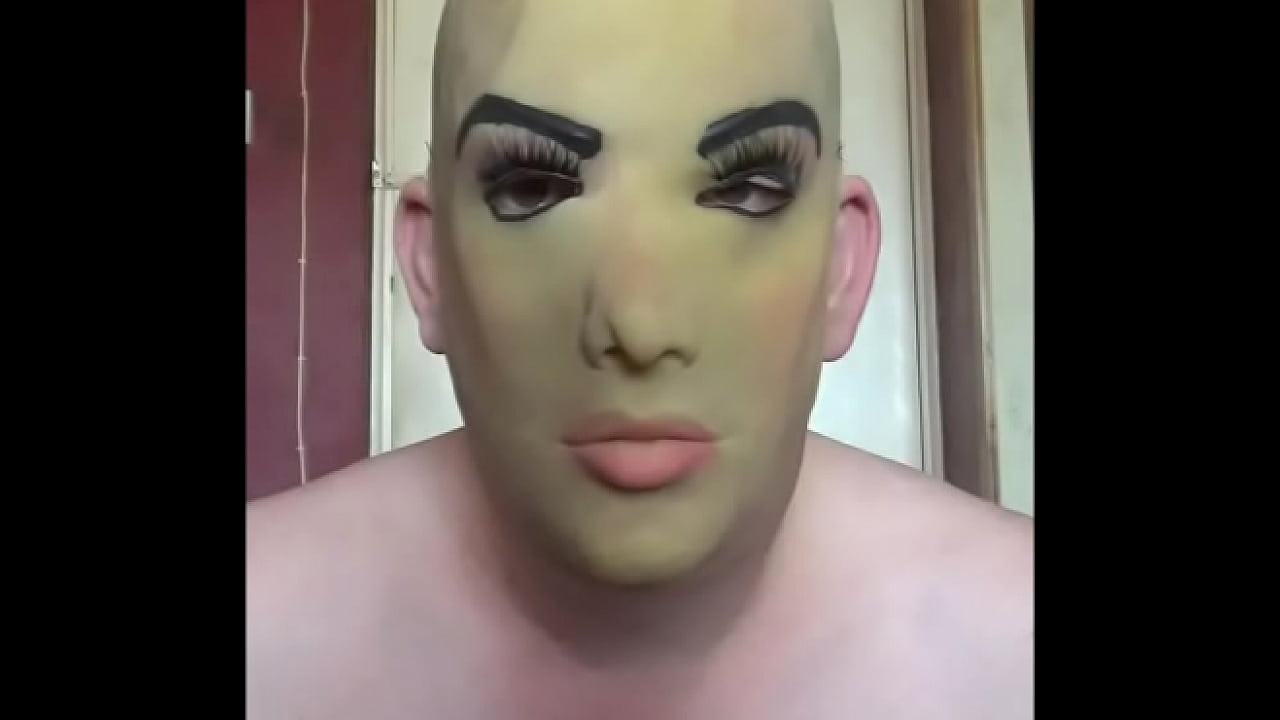 please i want to swallow your piss