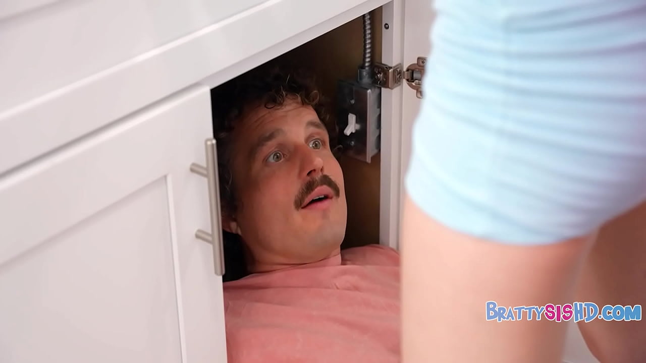 Step Sisterly Seduction