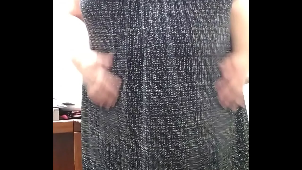 married whore naked at office