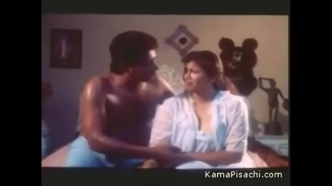 mallu hot aunty boobs oil massaged