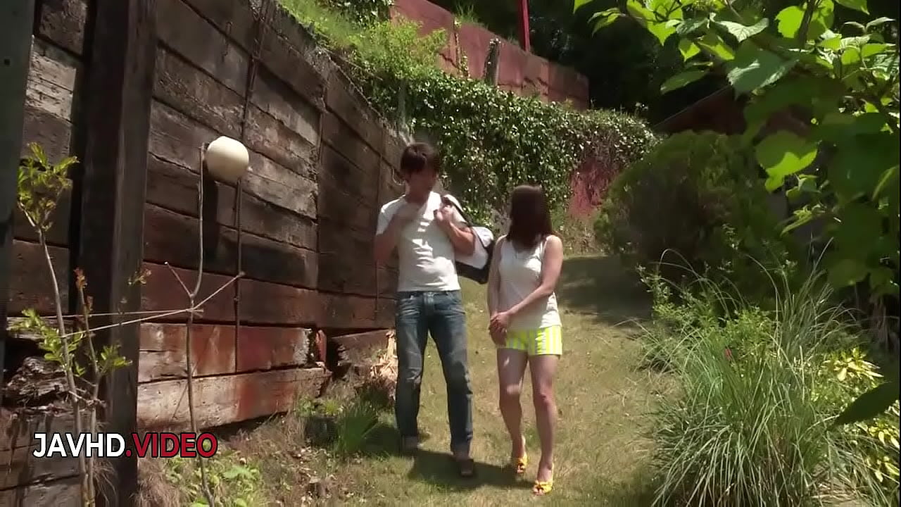 Misaki Tsubasa's sultry outdoor rendezvous with explosive climax