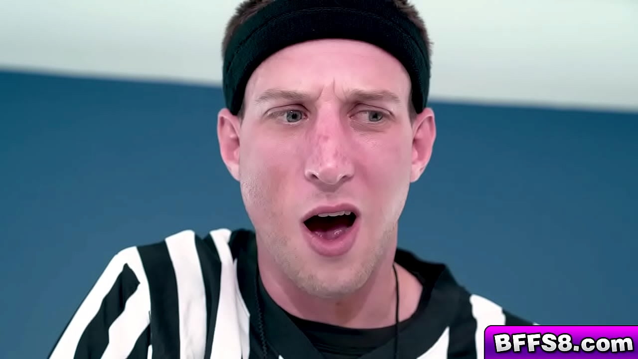 Lucky guy gets his win through one hot foursome sex