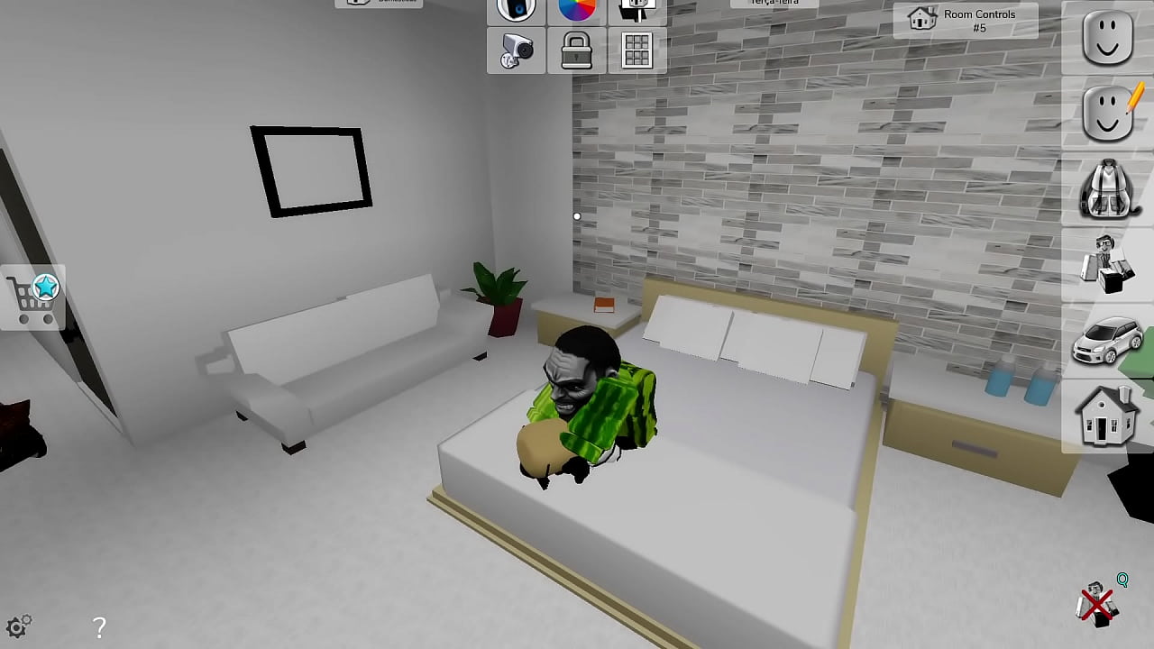 Sigma com tes&atilde;o destr&oacute;i ratinha com seu pau de melancia enquanto Thanos assiste batendo punheta