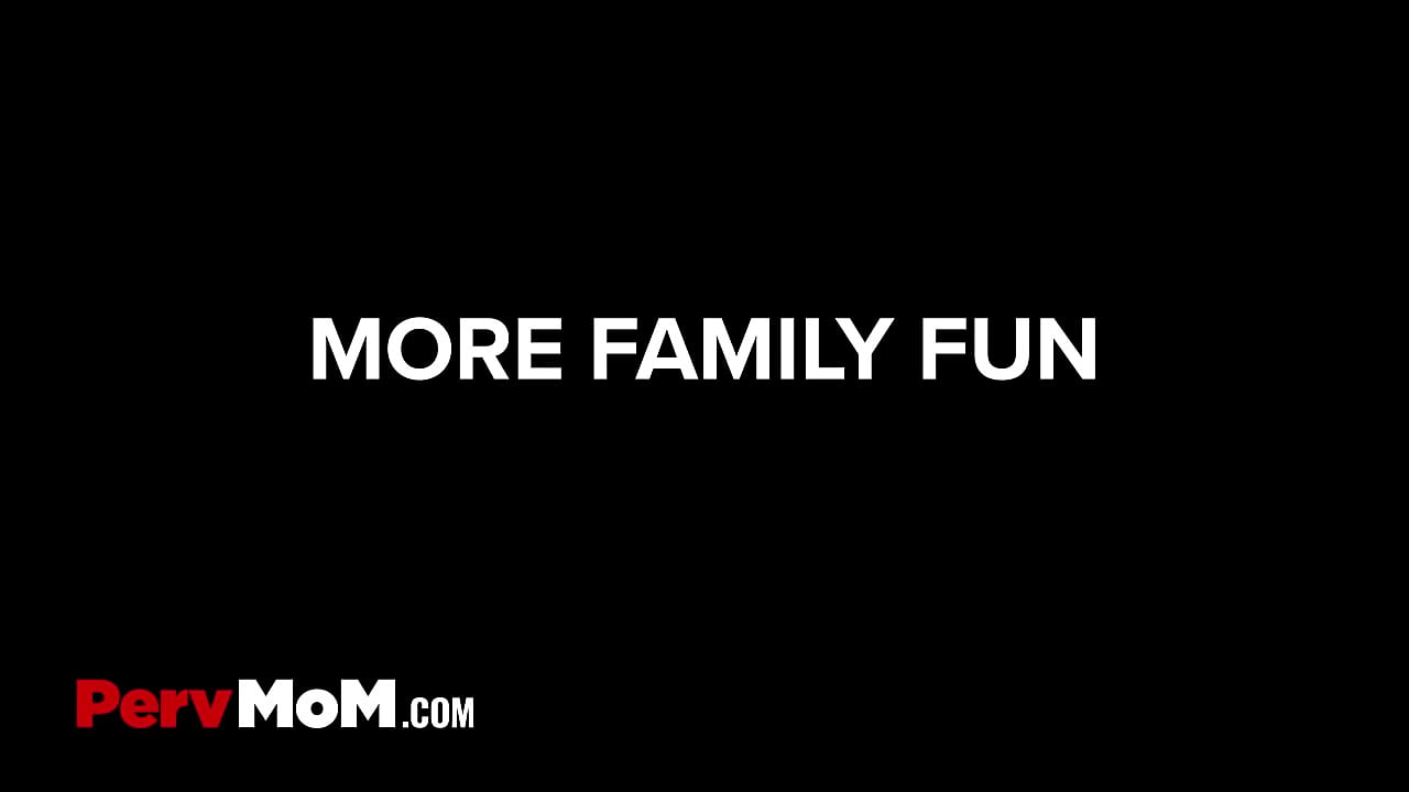 StepMom Recently Got Divorced, And Her Stepson Is Struggling To Adapt To Being The Man Of The House