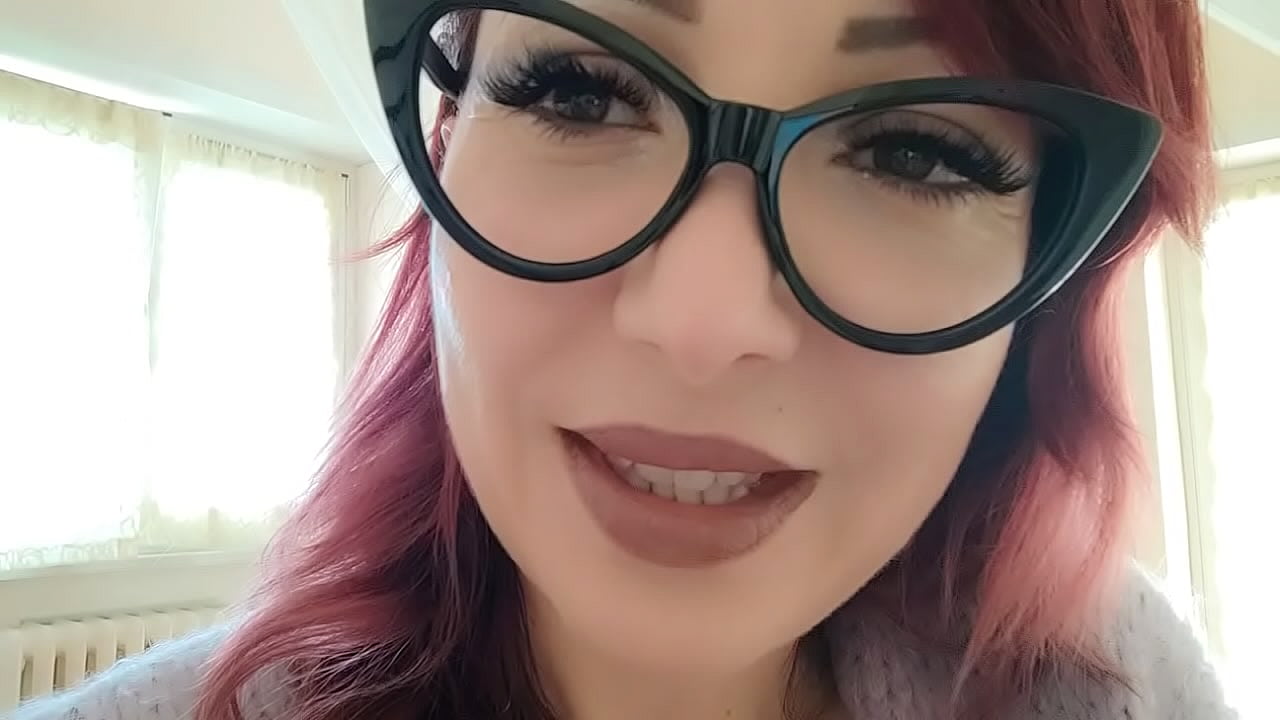 stepmom reveal the secret of her boobs