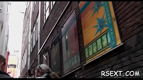 Hot chick's shaved cunt group-fucked