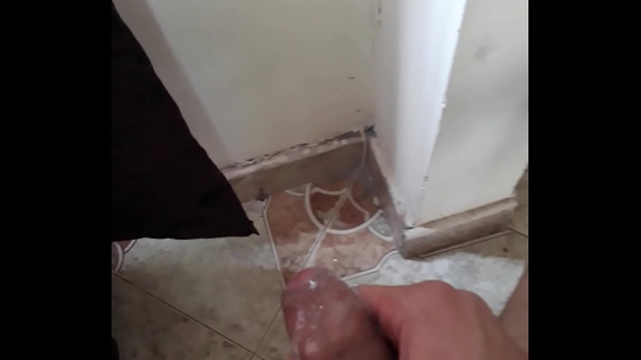 Quitandome las ganas con una paja