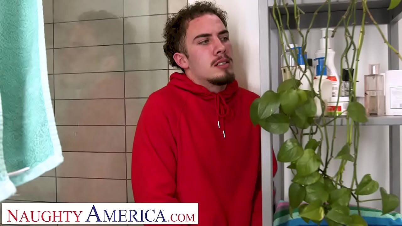 Naughty America - Ryder Rey enjoys sucking and fucking cock