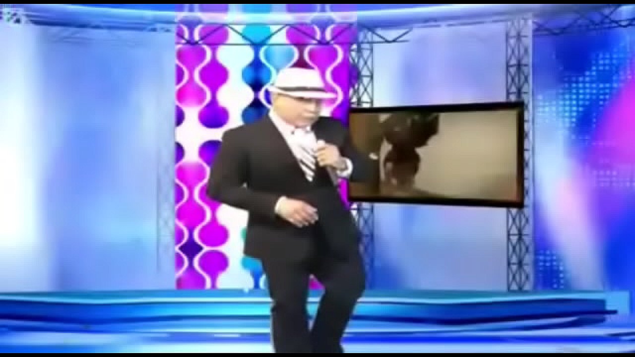 The Venezuelan singer Alexander Faria