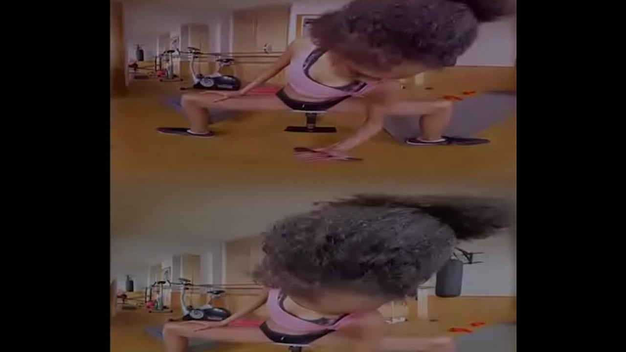 Sporty Spice: Solo Gym Pussy Penetration