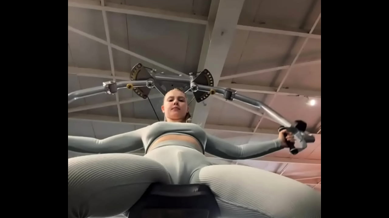 Blond amateur fucking so hot in public